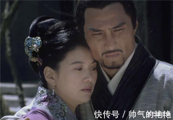 高衙内!为何林冲娘子会自尽,高衙内得手了锦儿向林冲讲述目睹的全过程