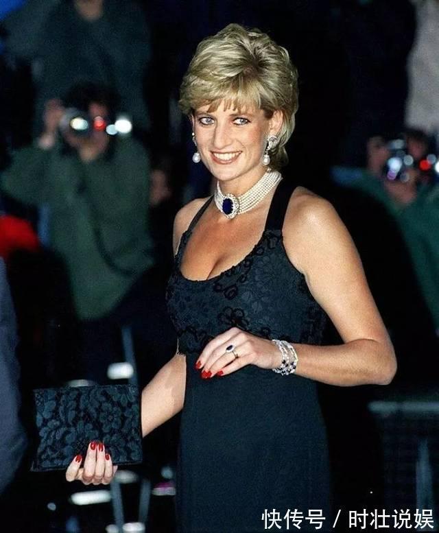 无名指 戴安娜秀的订婚钻戒6万美元就能买到,再看卡米拉的到底是真爱