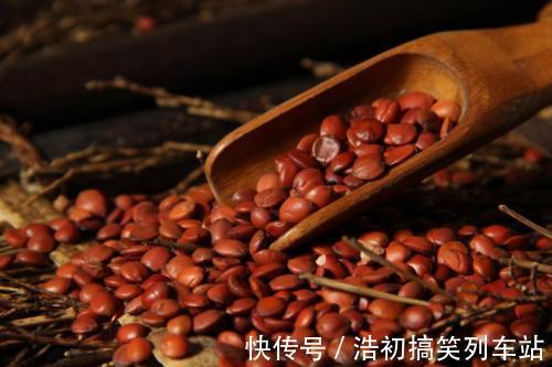 失眠|长期失眠的，每天叩手50下，心经全疏通，睡眠稳一觉到7点