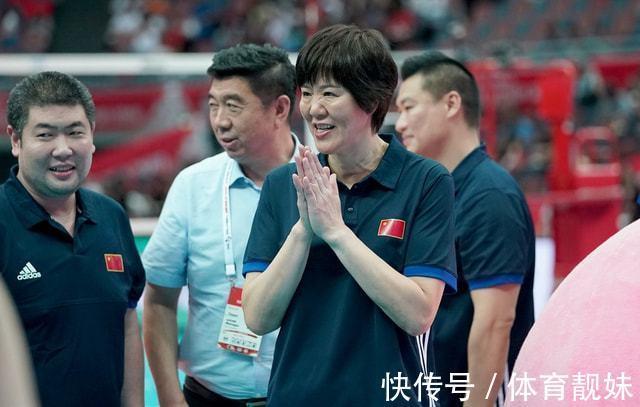 江苏女排|女排新帅人选浮出水面！与俱乐部合同到期未续约，安家杰恐悬了