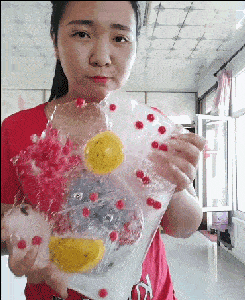 |搞笑GIF:大哥你能在车上睡出这个境界,也算是高高手了