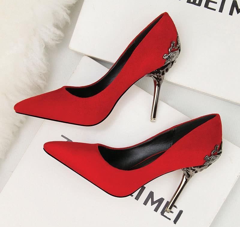 惊艳的红色尖头高跟鞋, 作为婚鞋很不错! 唯美动人