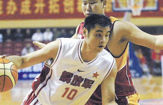 小前锋|战神刘玉栋为什么进不了NBA? 假如放到现在, 他能加盟么