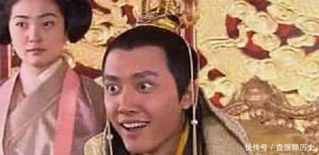史上被低估的皇帝,看似玩了一辈子,却是个隐藏的大佬