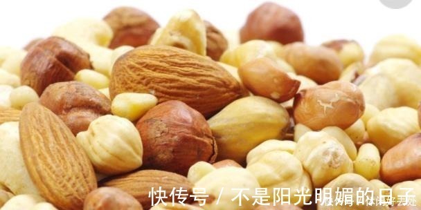 食物|四样危害孩子健康的食物,朋友们注意了,不要再买给孩子了!