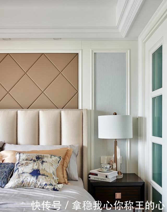 风格|三口之家的简美复式,从玄关开始就优雅,室内精致大气,赏心悦目!