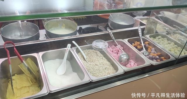 点份夜豆浆，才是地道的潮汕夜宵党