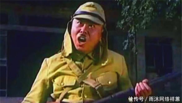 立马|鬼子闯入中国老人的家中,老人用日语破口大骂,吓的鬼子立马走了