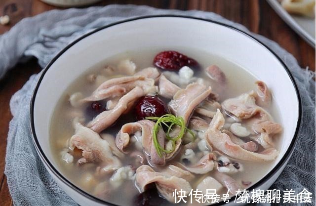 冬天,记得要多喝此汤,上锅煮一煮,气血双补,天冷要多喝它