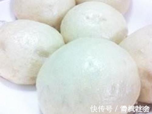 低筋面粉和高筋面粉蒸馒头哪个好吃?怎么做?