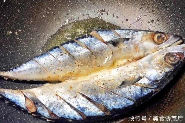 9月这鱼正当季,吃过熏的煎的,整只红烧更“带劲”,7元1斤实惠