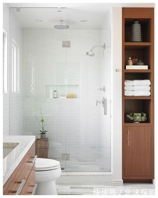 装修|第二次装修,卫生间坚持留出这40cm,收纳储物抵得上储物间