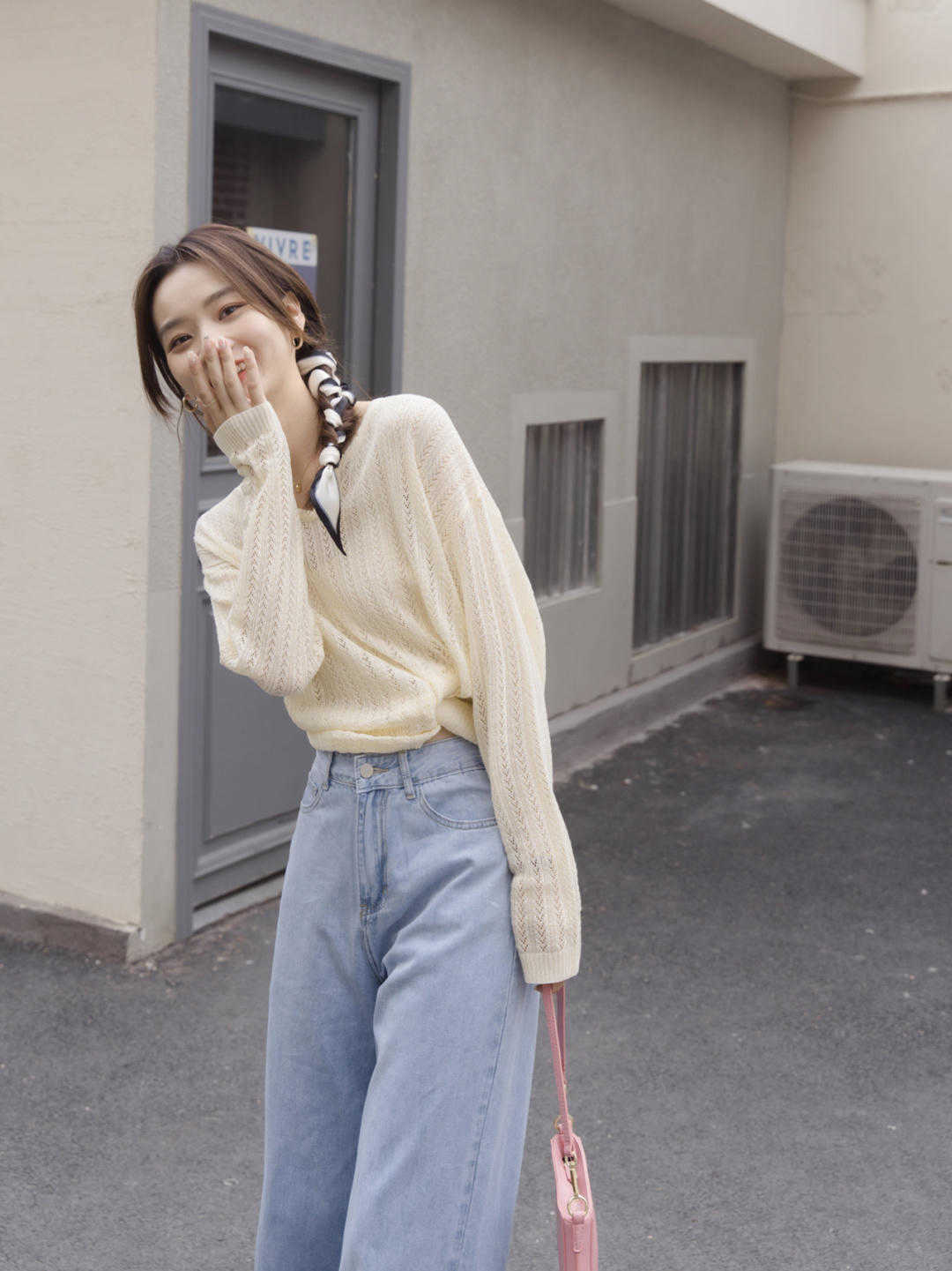 紧身裤|秋季穿衣如何简单高级？几套通勤分享送给你，穿出高级感