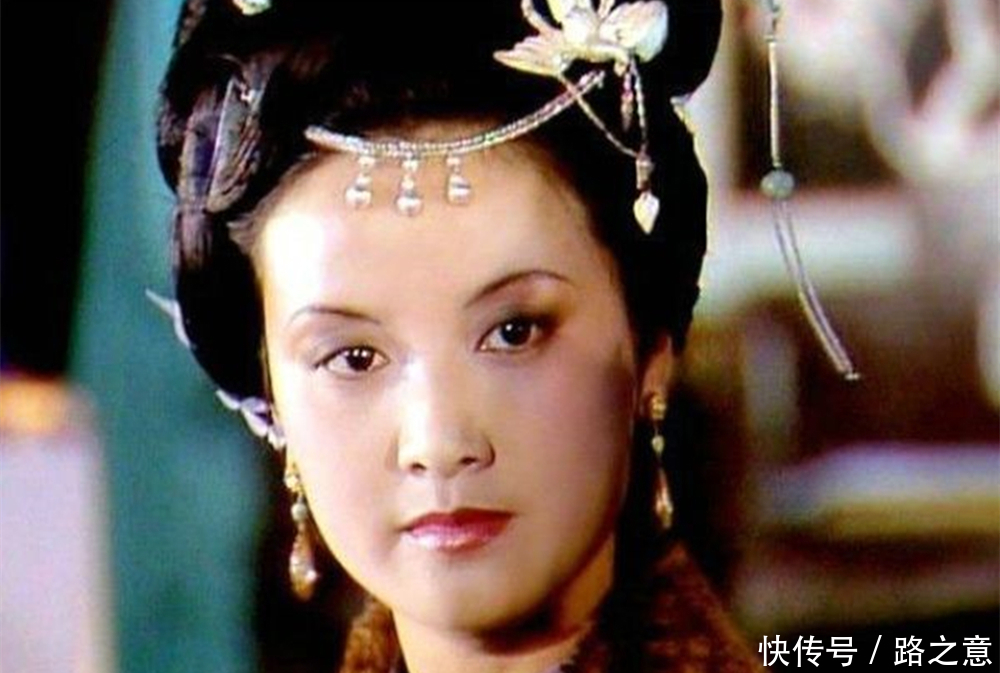 林黛玉|宝、黛、钗婚姻悲剧的制造者,不是贾母而是她——王熙凤