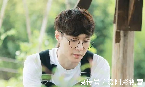 張藝興表示《街舞4》奪冠后,王一博常向他們炫耀,原因笑翻全場(chǎng)