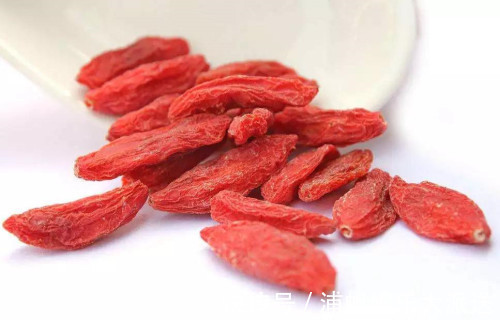 芒果|眼睛干痛疲劳，4种食物吃起来，预防近视还明目