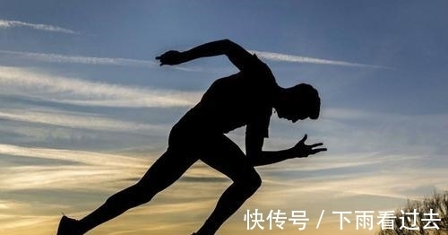 特质|坚持跑步的男人，身上这5种特质，或受女性青睐，不妨自查一下