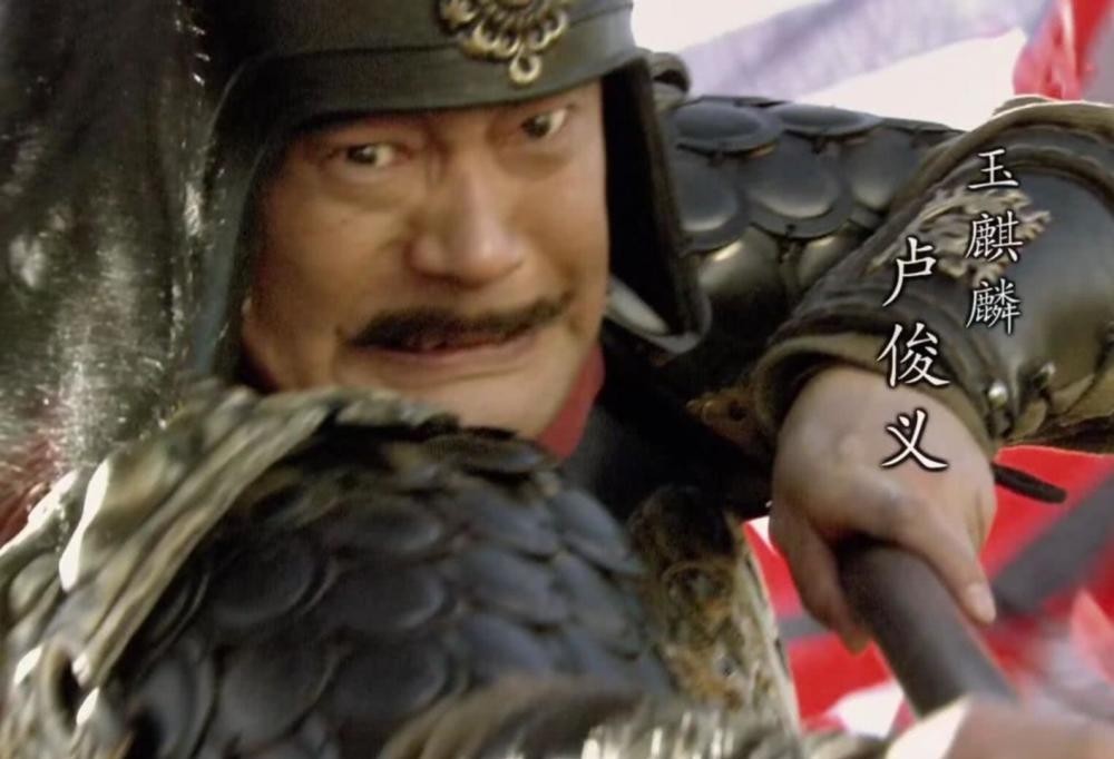 低级|卢俊义朱武一个低级决策失误,导致六大头领和近三千士兵丧生