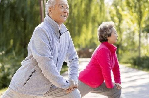 豆腐|糖尿病得人能吃豆腐?医生:秋季要保护胰岛,尽量避开“2白”!