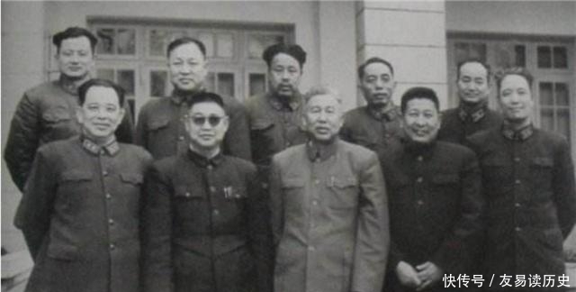 干妈|上将钟期光故乡“还债”:跪谢干爹干妈三次救命之恩