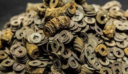 倒霉|最倒霉的盗墓贼挖盗洞15米后放弃,距墓中10吨珍宝仅5厘米