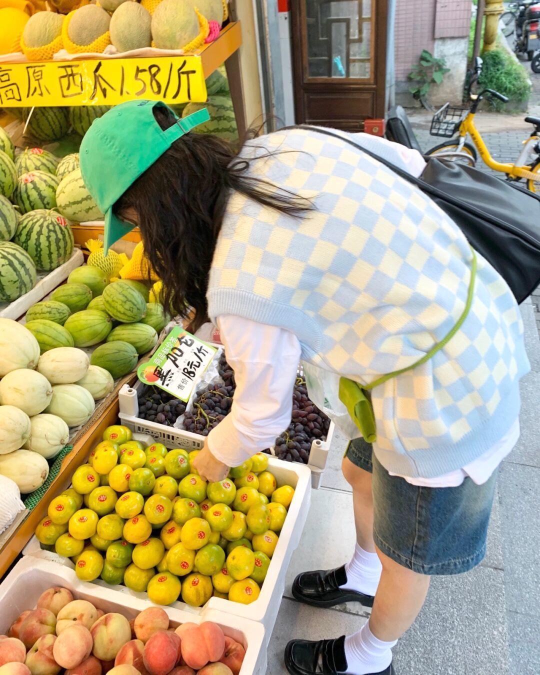 搭配|想穿出韩系穿搭的精髓,懂得“配色”很关键,这些穿搭值得借鉴