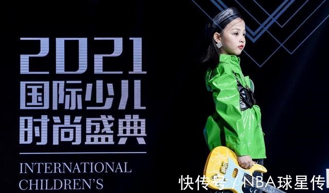 童星们|第一童星深圳总决赛,星光熠熠照亮童星梦想,华服绽放鹏城之光!