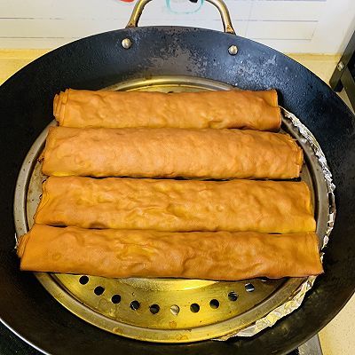 下酒又下饭的东北美食！熏干豆腐卷