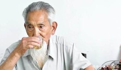 短寿|为什么有些人60岁就死了，有些人90岁还无病无痛告诉你长寿秘诀