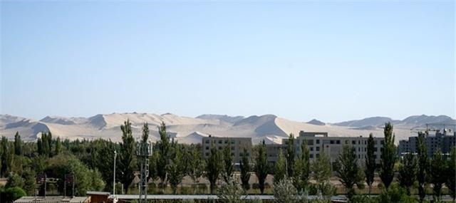 宕泉河|「科学应对暖湿化」让北斗赋能气象 为莫高窟保护添力量