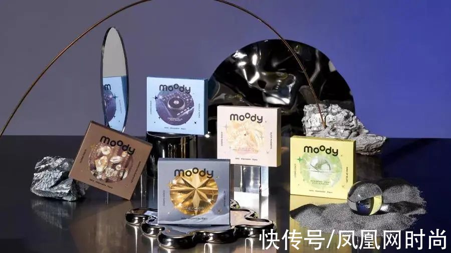 融资10亿元的美瞳moody,消费者评价:除了好看一无是处|深度 | 狗狗眼