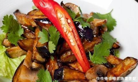 买茄子时,选直的还是弯的老菜农分享经验,以后不要买了