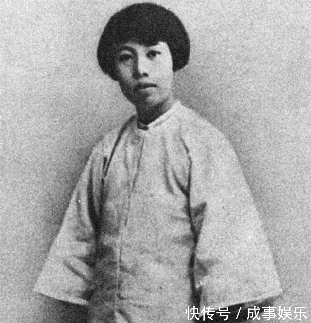 师生$萧红与鲁迅,一段说不清,道不白的异样过往,恐非只有师生之情