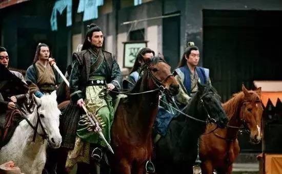 送行|单雄信临刑前为什么只喝程咬金的送行酒,对于其他人都是拒绝?