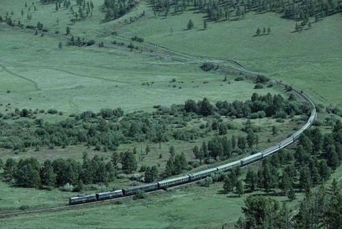 中国里程“最长”的旅客列车，50年间相当于绕地球1000多圈