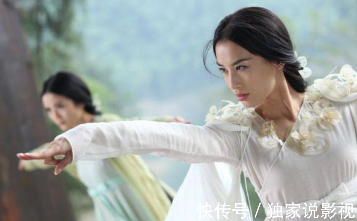 杨紫|那英、黄圣依、杨紫PK白蛇造型,赵雅芝却为何放弃?缘由让人心酸