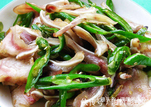 香菇|百岁长寿夫妻菜单不喜主食,唯独偏爱这4种菜,养胃排毒少生病
