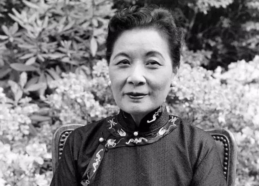 按摩师|宋美龄的养生秘诀,才知道她为何40岁患癌,却能活到106岁