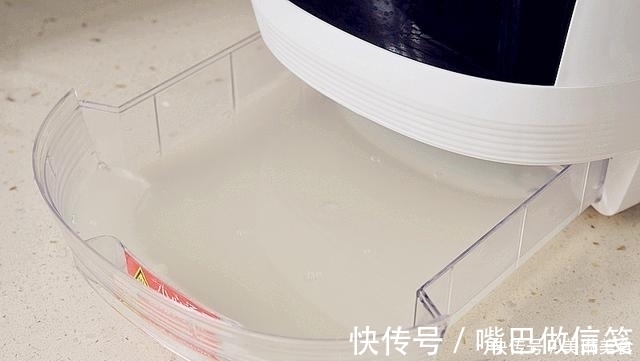 糯米糕|一杯糯米一碗红豆,蒸熟加搅拌,即成又香又软的糯米糕,再不用买