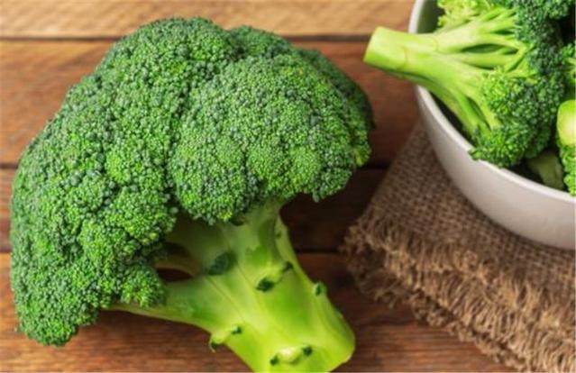 前列腺癌|西兰花可以抗癌，但与两种食物搭配，防癌效果加倍！快告诉家人！