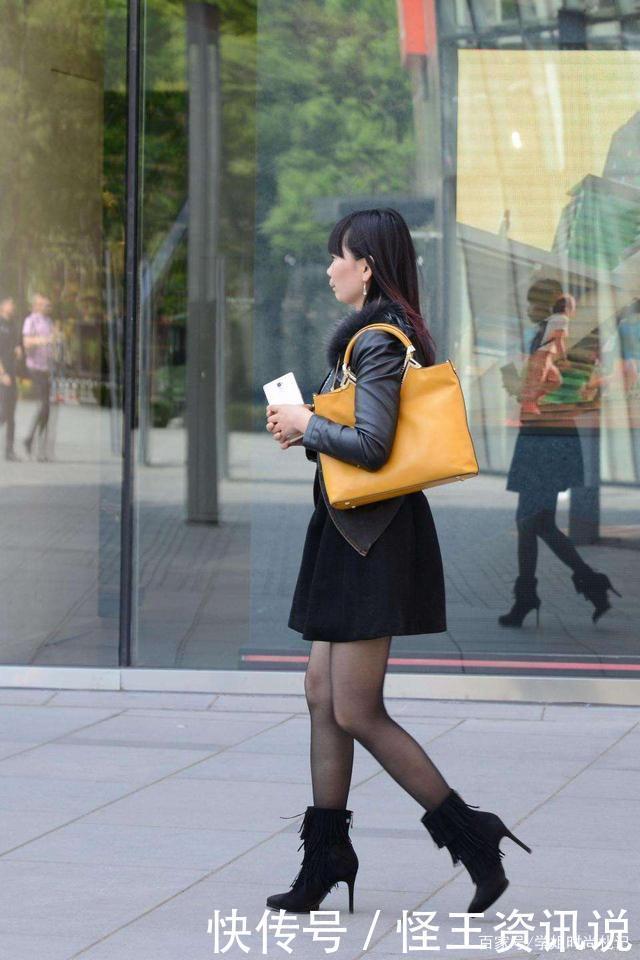 简单又大方的冬季最美穿搭,皮衣混搭细高跟,不仅不丑还很新潮!