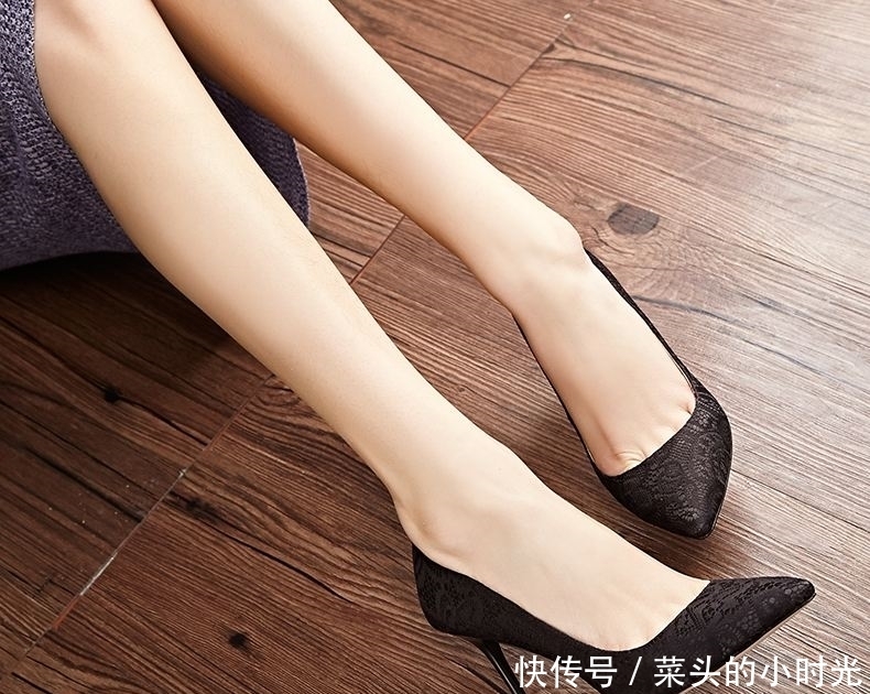 撩人|独特的细跟鞋,十分具有韵味,让你性感撩人
