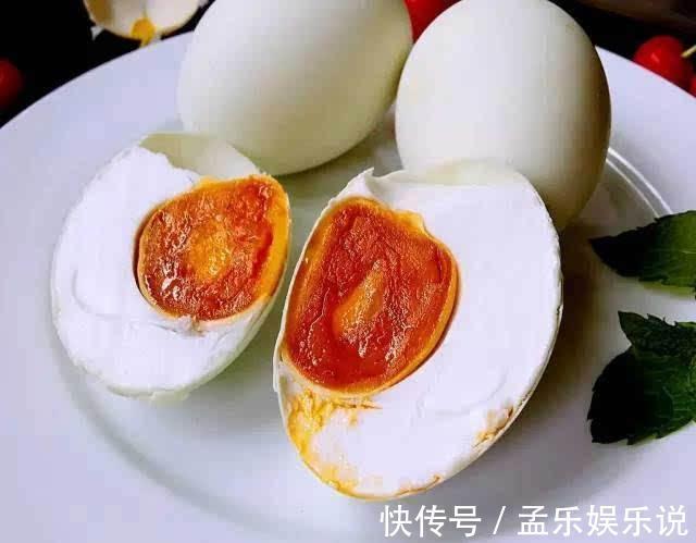 血液循环|经医院查出血脂较高后,注意少吃3类食物,多做4件事,血管不拥堵