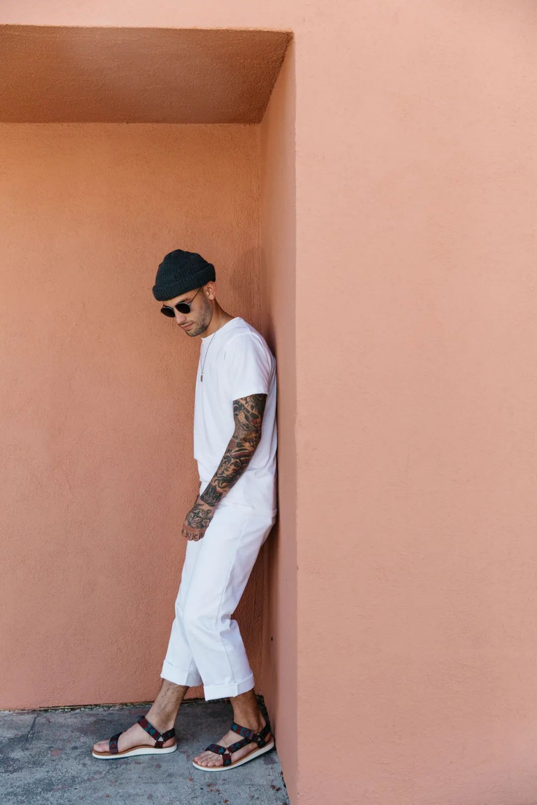 s凉鞋砍男术，男生都爱这样穿凉鞋的女生｜夏日凉鞋集合