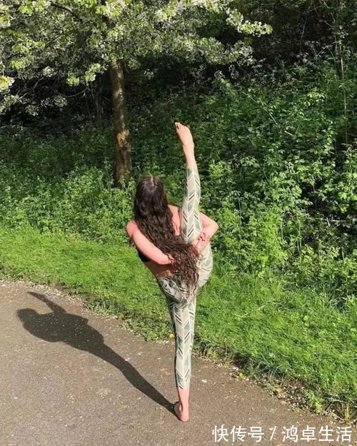 瑜伽|女人美不美,还是得看腿,7个塑形美腿体式,是时候练起来了