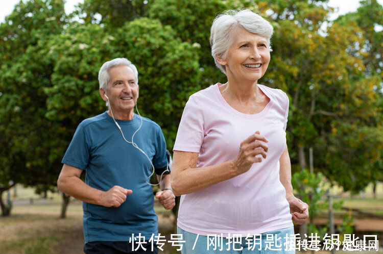 高血压患者|不用吃药,就能把血压降下来?医生:2类运动结合,效果更好