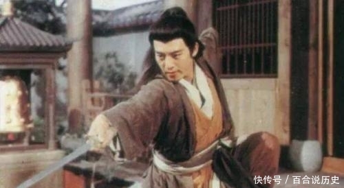 为啥有人鄙夷令狐冲,可怜岳不群?这也许是主要原因