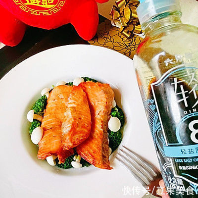 西兰花|#一口新年味，全家享佳味#年味菜乐享鱼