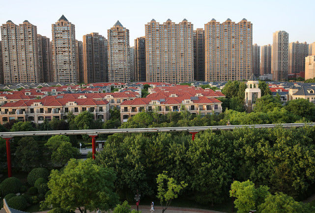 容积率|高层别墅混合小区可以买吗？内行人指出小区硬伤，别等入住再后悔