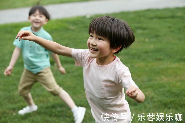 李玫瑾|李玫瑾:养男孩,家长一定要坚持五个原则,儿子未来阳光有担当!